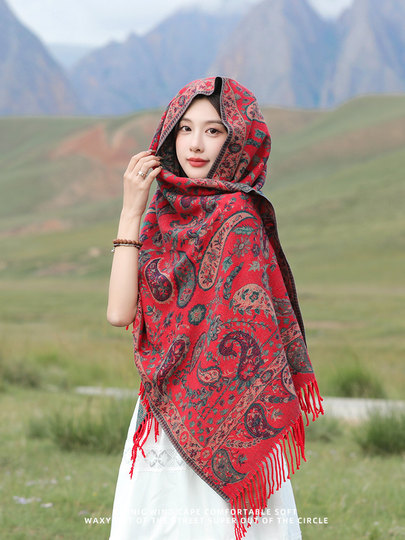 Shawl Women's 2025 New Autumn and Winter Outerwear Fashionable Retro Tassel Cape Ethnic Style Travel Knitted Cape Scarf