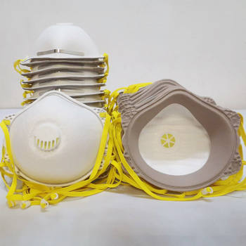 Head-mounted industrial dust grinding and decoration device with breathing valve