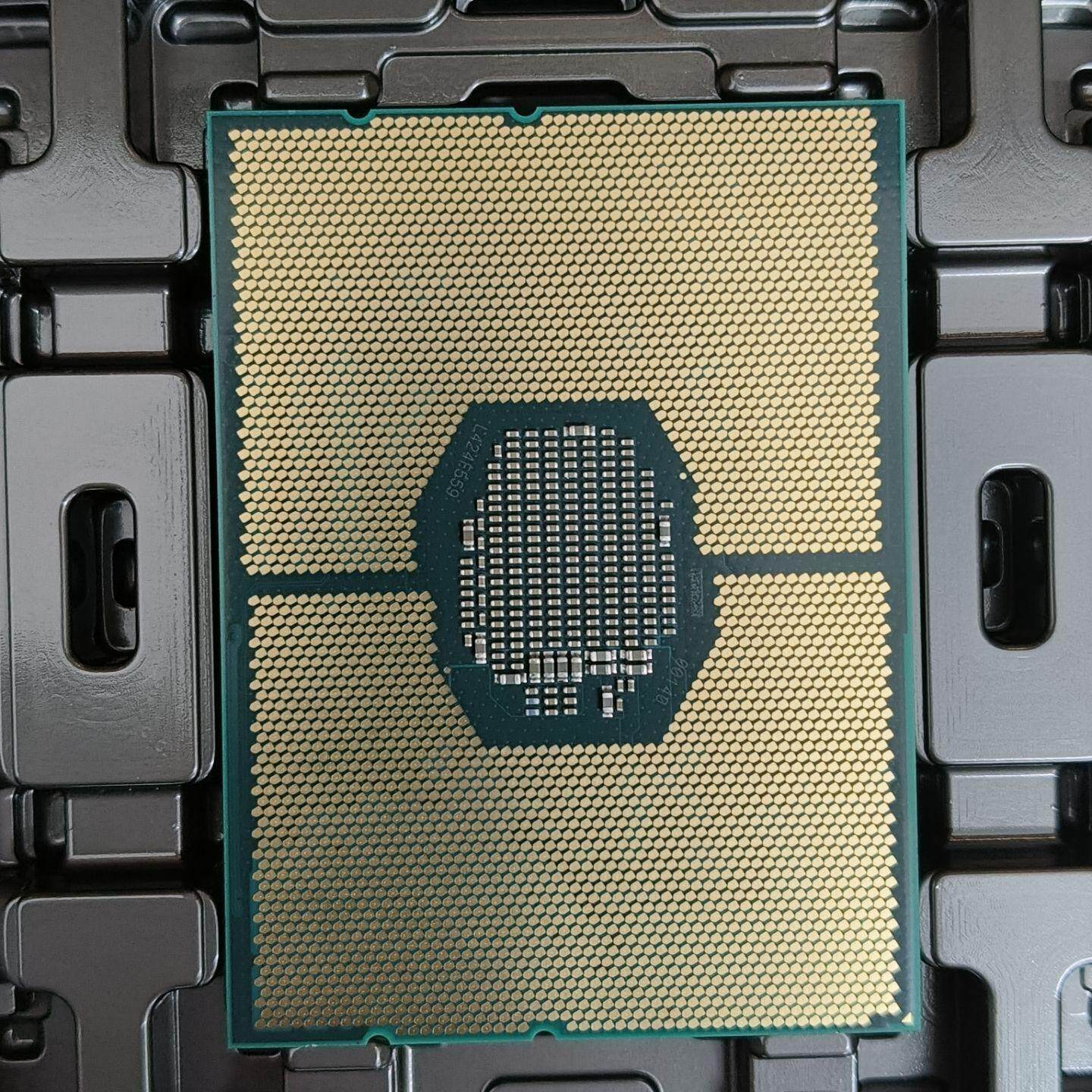5215r 🌟高效稳定的服务器芯力量 | Intel 4208R 4210R 系列CPU 助你轻松搞定数据中心难题🛠️-CPU-淘宝好物网