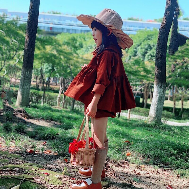 Girls 21 autumn and winter new cotton corduroy two-piece sauce red cute doll shirt flower bud shorts suit