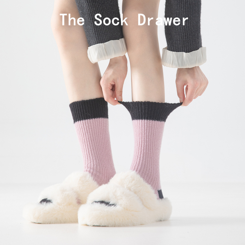 Japanese-Style Color-Blocked Vertical Striped Merino Wool Socks for Women, Winter Warm Thick Pink Mid-Calf Socks Paired with Fuzzy Slippers