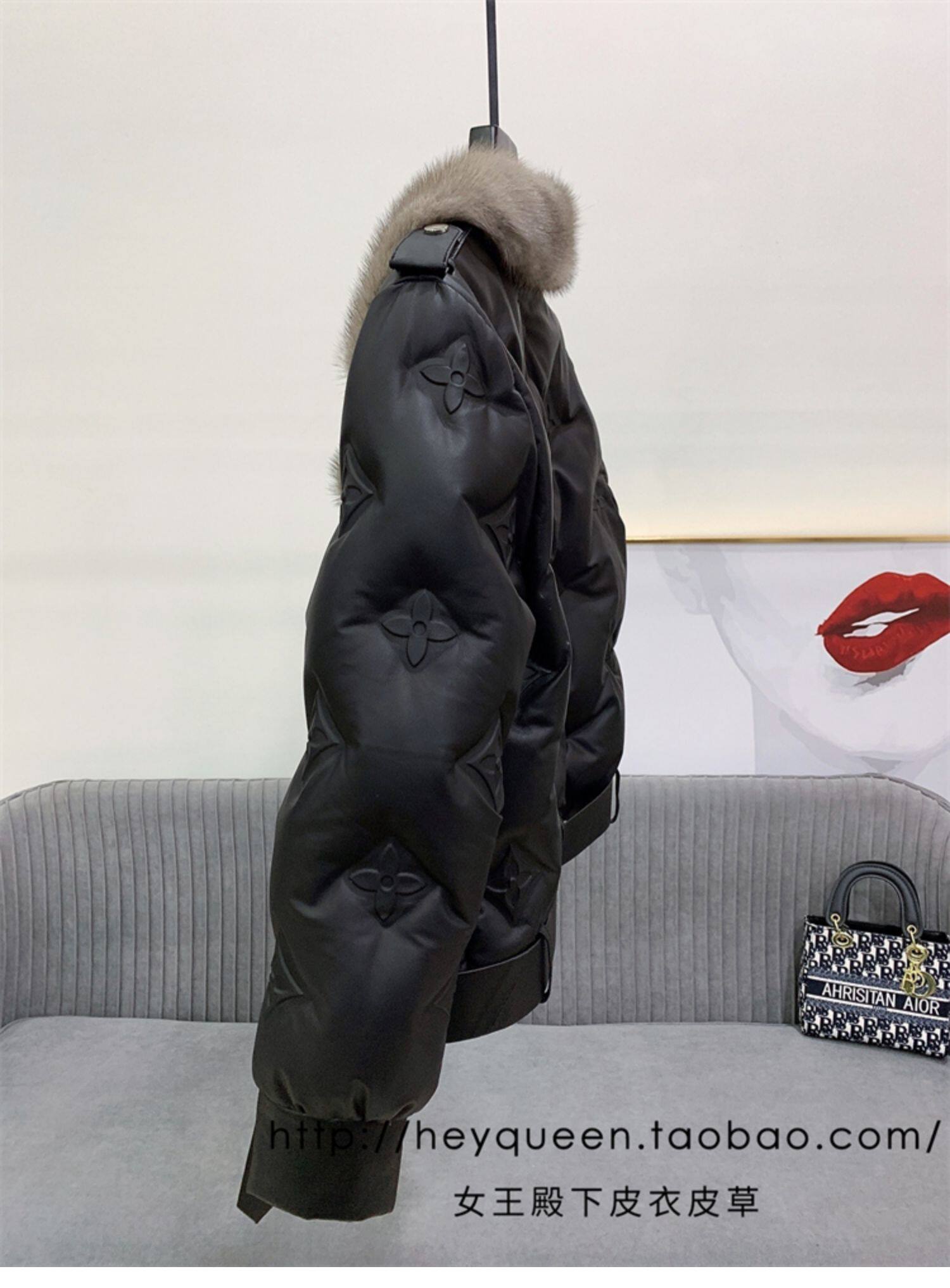 Кожаная куртка 2024年冬季新款真皮皮衣女短款羽绒外套加厚水貂毛领印花宽松显瘦