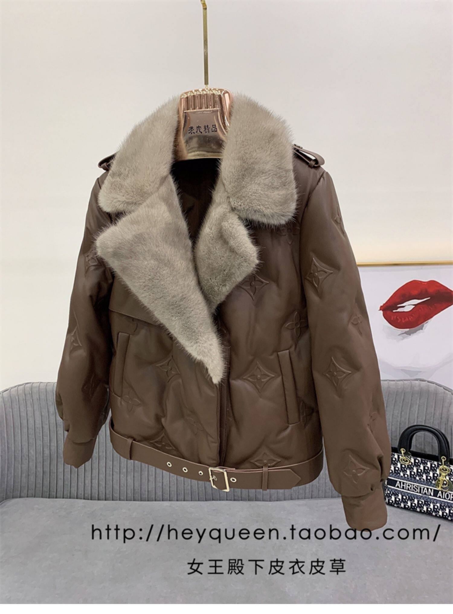 Кожаная куртка 2024年冬季新款真皮皮衣女短款羽绒外套加厚水貂毛领印花宽松显瘦