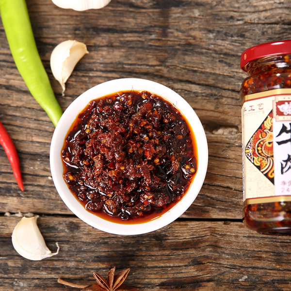 贵州 苗姑娘 牛肉辣椒酱 240g*3瓶 优惠券折后¥ 29.9包邮（￥39.9-10）