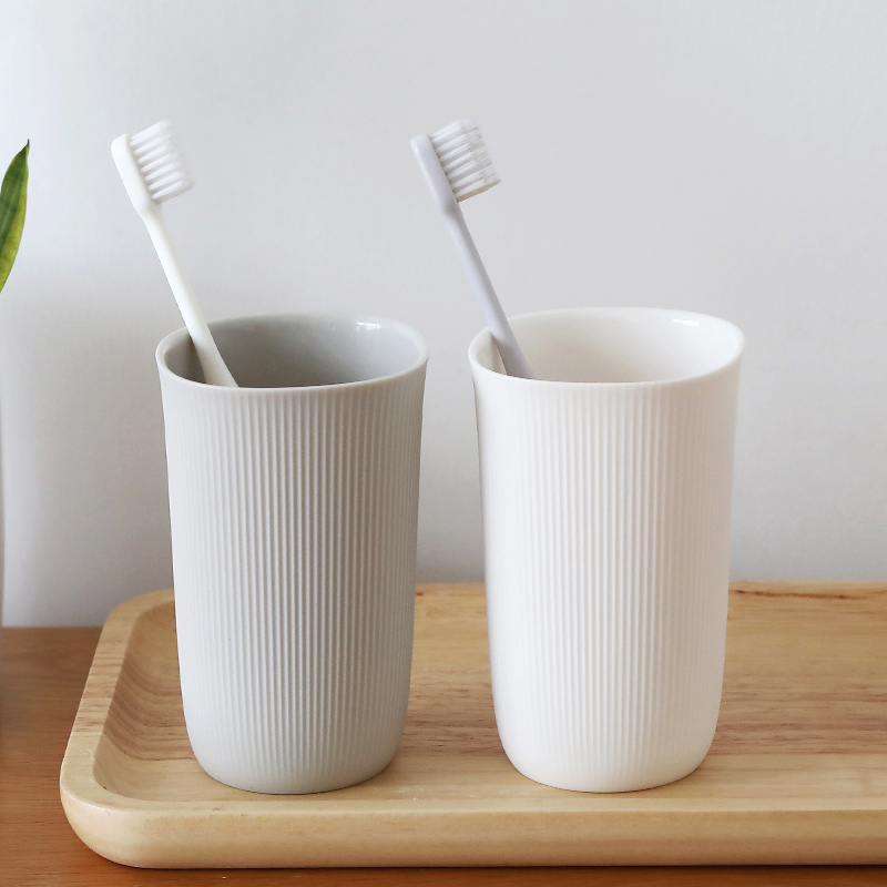 Japanese toothbrush cup Household goods Brushing tooth cup Simple household children's tooth cylinder Couple wash mouthwash cup cup