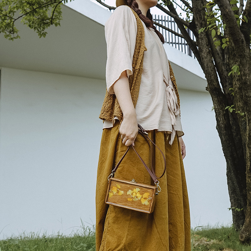 银杏叶装饰手作国风单肩斜挎包