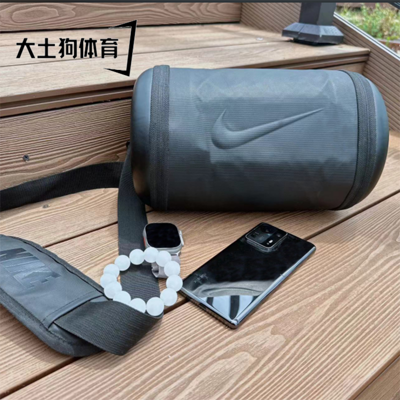 Nike Member's Day Gift Black Crossbody Fitness Training Shoulder Bag for Men and Women Bg017-010A Nike Member's Day Gift Black Crossbody Fitness Training Shoulder Bag for Men and Women Bg017-010A