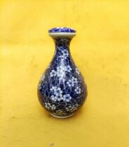 Old Wine Bottle Collection Jingdezhen Blue Flower Porcelain Decorative Pendulum