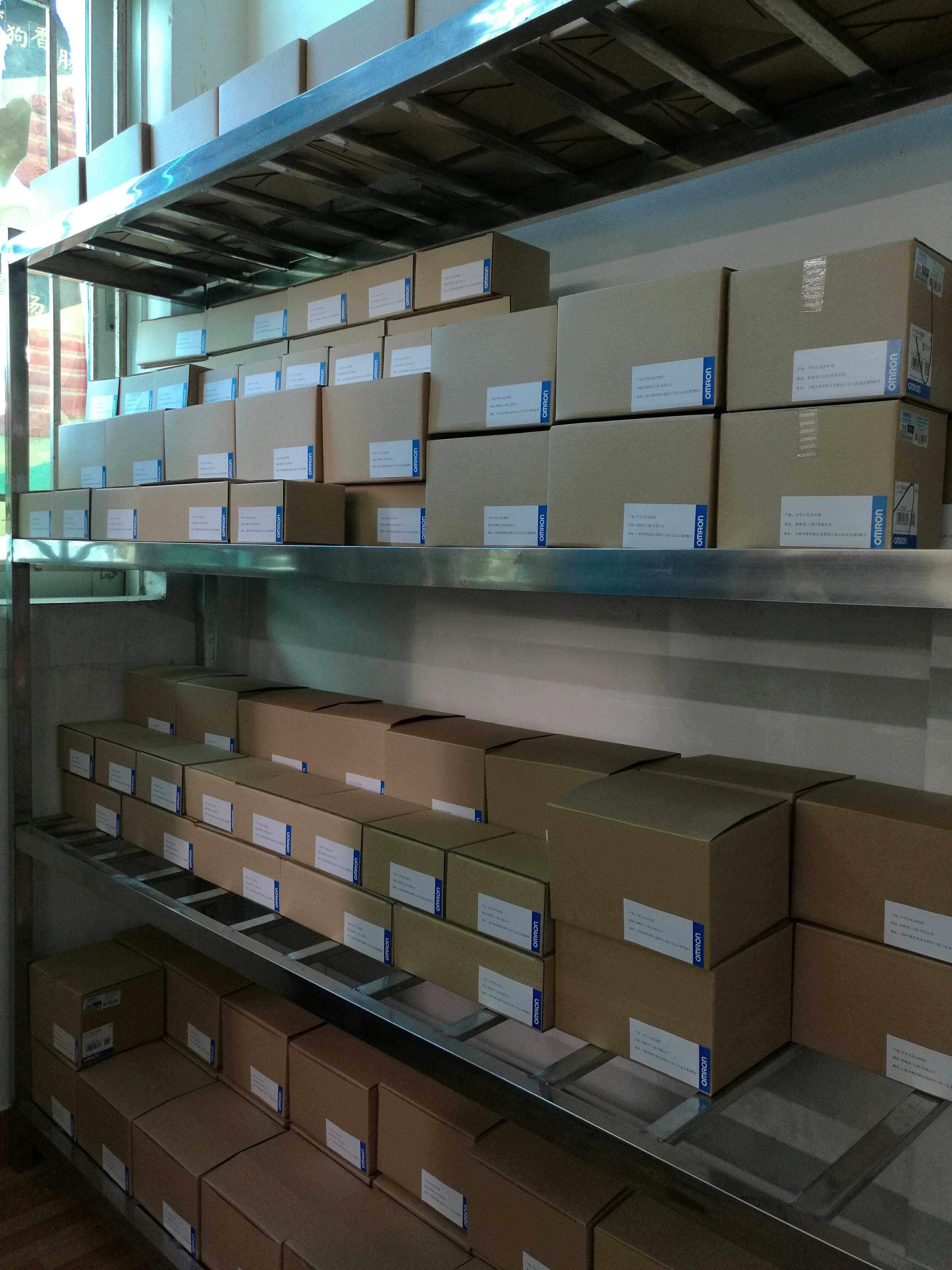 The original OMRONCPU CP1H-X40DT-D XA40DT-D X40DR-A XA40DR-A