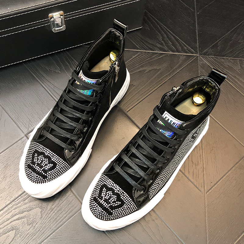 New casual mid-cylinder board shoes Han version trends 100 hitch high cylinder shoes male hip hop personality male shoes water drill heightening shoes