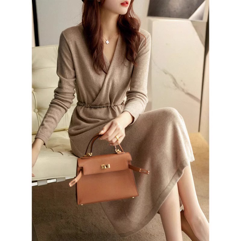 European Station Autumn and Winter 2026 New Women's Clothing Long Coat Sweater Dress Over-The-Knee Inner Layer Knitted Dress
