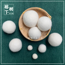 Wool Felt Poke Poke Round Ball Finished Ball Finished Bottom Padding Ball Decoration White Ball Tease Cat Dry Cleaning Hand DIY Material