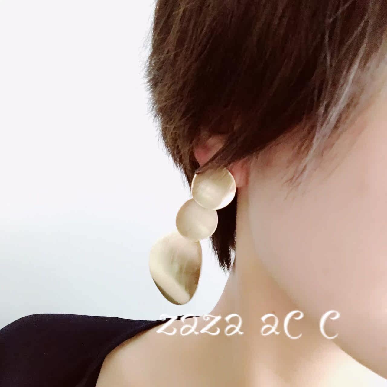 Zaza Acc 不规则磨砂质感金属圆片大牌夸张耳环 狂欢促销 不规则 耳环 质感 大牌 夸张途虎网