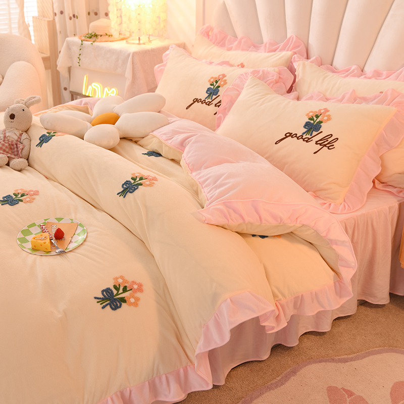 Korean version towel embroidered crystal velvet four-piece autumn and winter small fresh and thickened milk velvet bed skirt quilt cover double-sided velvet sheets