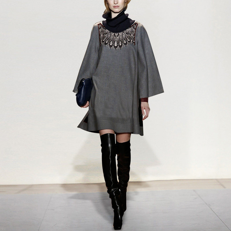 2017秋新款欧美时尚大气名媛蕾丝拼接圆领宽袖口侧开叉连衣裙