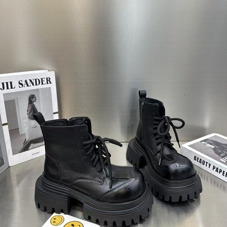 2025 Autumn New Fashion Thick-Soled Height-Increasing Martin Boots British Style Stylish Motorcycle Boots Women's Versatile Short Boots 2025 Autumn New Fashion Thick-Soled Height-Increasing Martin Boots British Style Stylish Motorcycle Boots Women's Versatile Short Boots