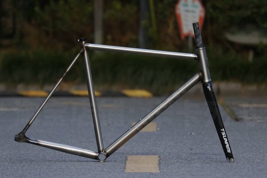 Kaka Fixed Gear Road Bike: Sunami Yunan Fixed Gear Frame Yunan 750 Tube