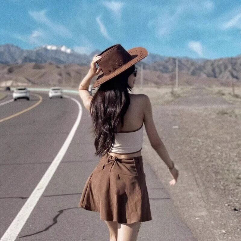 Xinjiang Northwest Grassland Travel Outfit: Large-Brimmed Women's Sunshade Knight Hat, Desert Wasteland Style Western Cowboy Hat