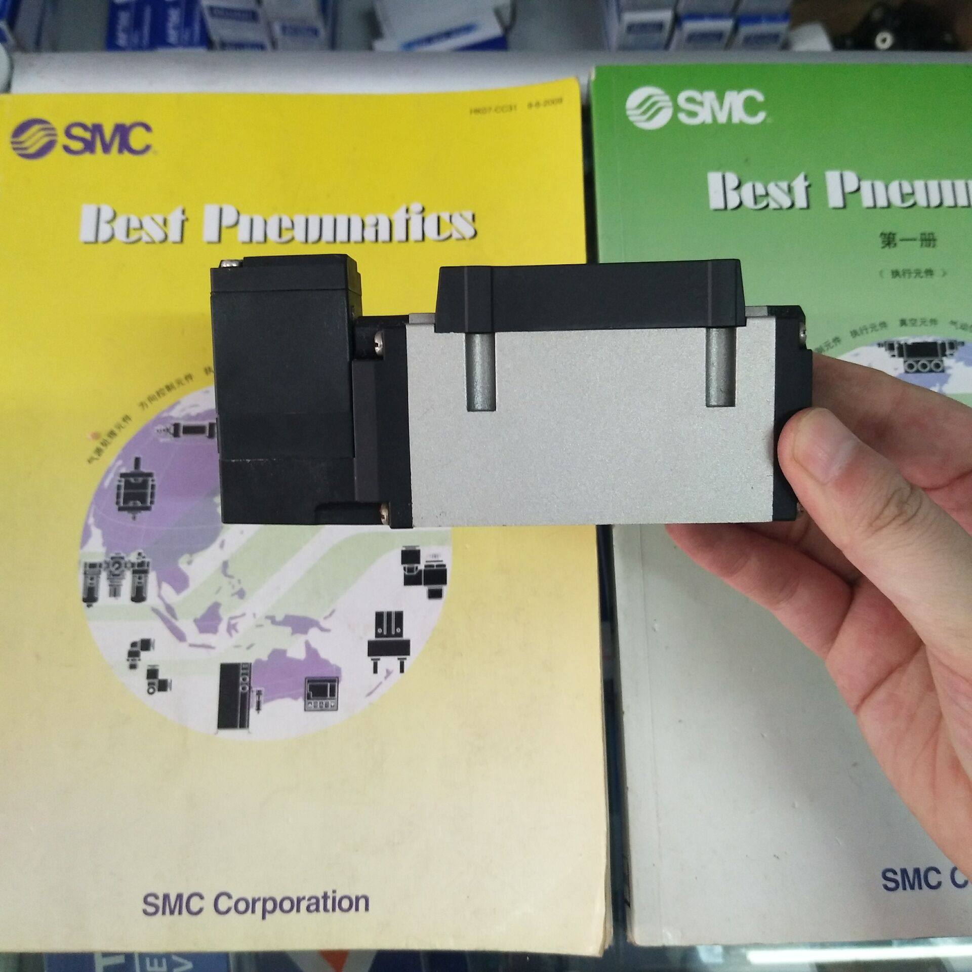 Brand new original SMC solenoid valve VFS2600-1FZB VFS2600-3FZ-02 spot special price