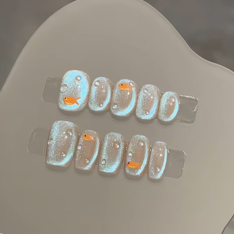 【Like a Fish in Water】Purely Handmade Wearable Nails, Blue Tears Cat Eye, Cute Hand-Painted Little Fish, High-End Nail Art with Dazzling Sparkle