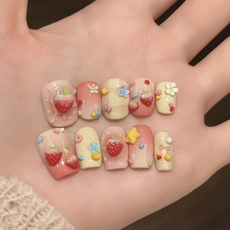 [Strawberry Jam] Handmade Wearable Nails for Spring and Summer, Creamy Style, Girly, Strawberry, Brightening, Gentle, Sweet Manicure