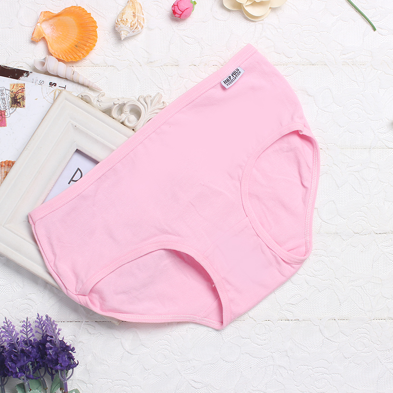 Quần lót eo thấp nữ chất liệu cotton màu đơn giản đen trắng xám tam giác nữ thấp eo hộp quà gợi cảm đồ lót siêu mỏng xuyên thấu