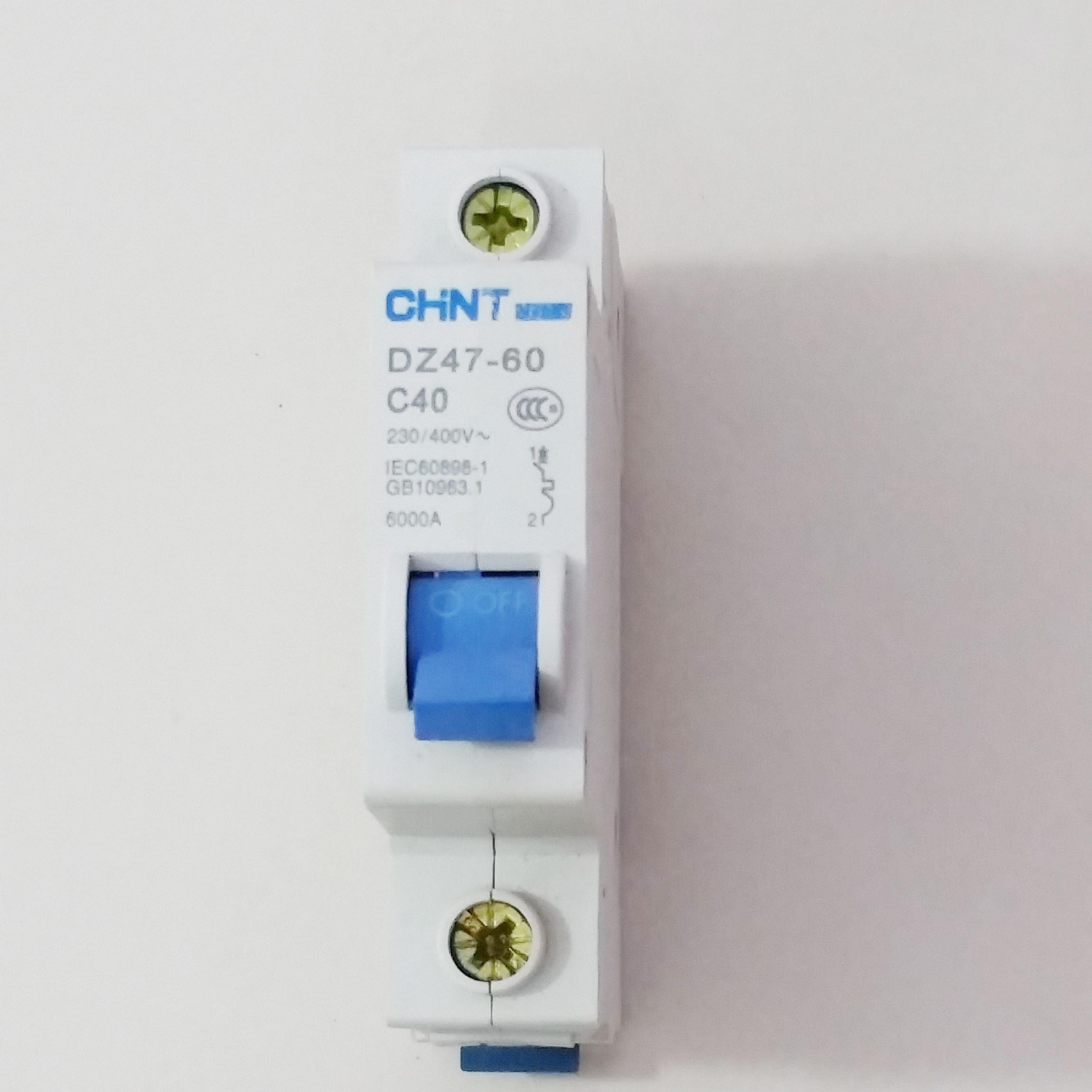 Chint protection switch leakage protector household 220v air switch leakage protection switch 1p leakage switch