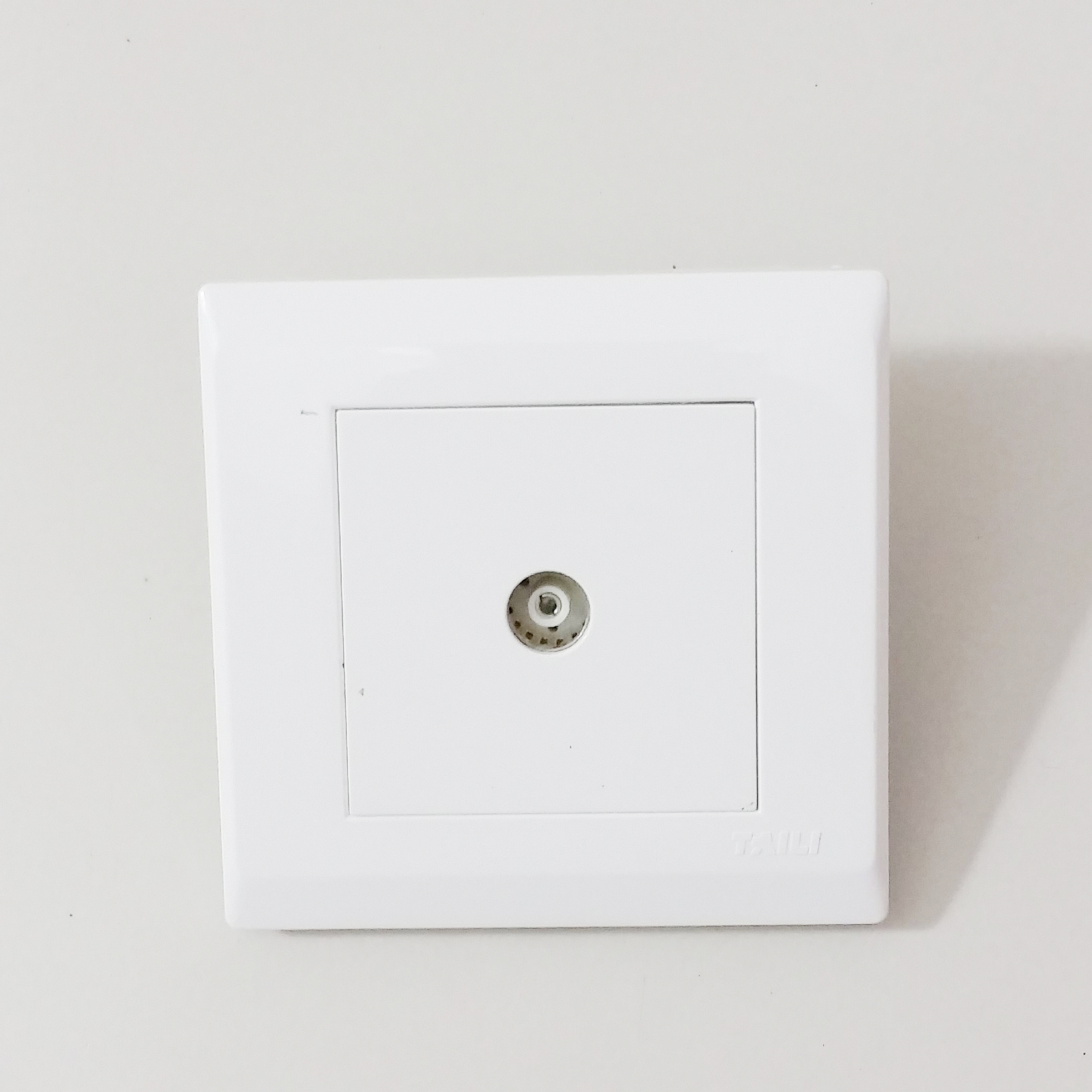 TV Antenna Interface Panel Home Cable TV socket Cable TV Wall seat jack Type 86