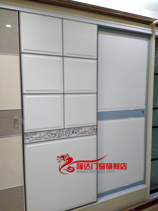 Closet moving door wardrobe moving door Shanghai mobile door fixed making titanium alloy wardrobe moving door wood moving door glass sliding door