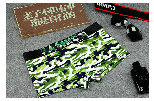 Les quần đẹp trai t băng lụa trung tính boxer vài góc hoạt hình ngụy trang xu hướng rộng bên tt giản dị kích thước lớn thoáng khí do lot nu