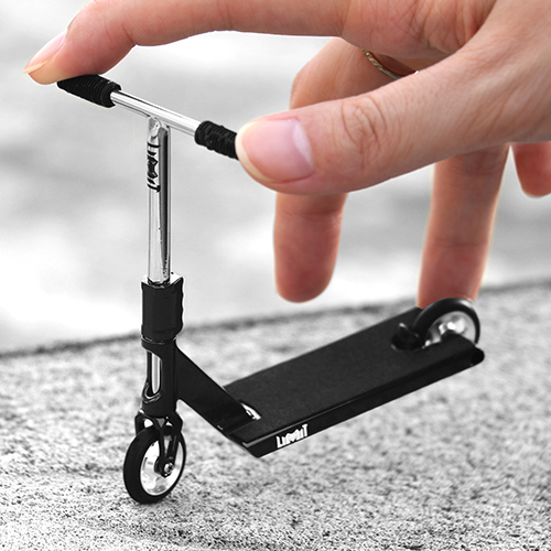 Limit Professional Mini Fingerboard Scooter 1:1 Realistic Replica with Detailed Materials, DIY Assembly Process Limit Professional Mini Fingerboard Scooter 1:1 Realistic Replica with Detailed Materials, DIY Assembly Process
