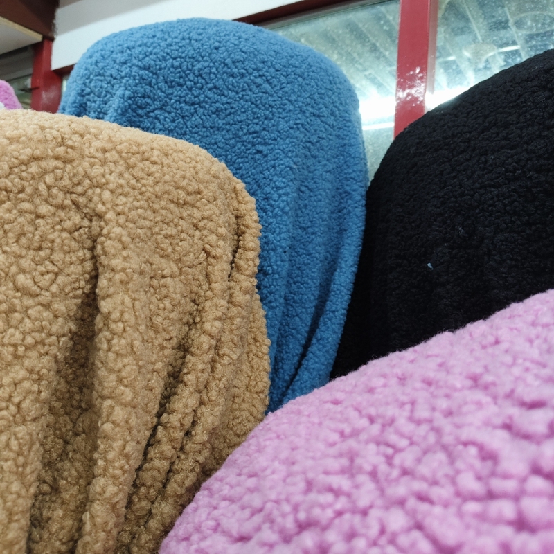 Thickened Altai Lamb Wool Curly Fabric, Handmade Doll Wool Material, Teddy Velvet, Large Particle Lining Fabric for Counters