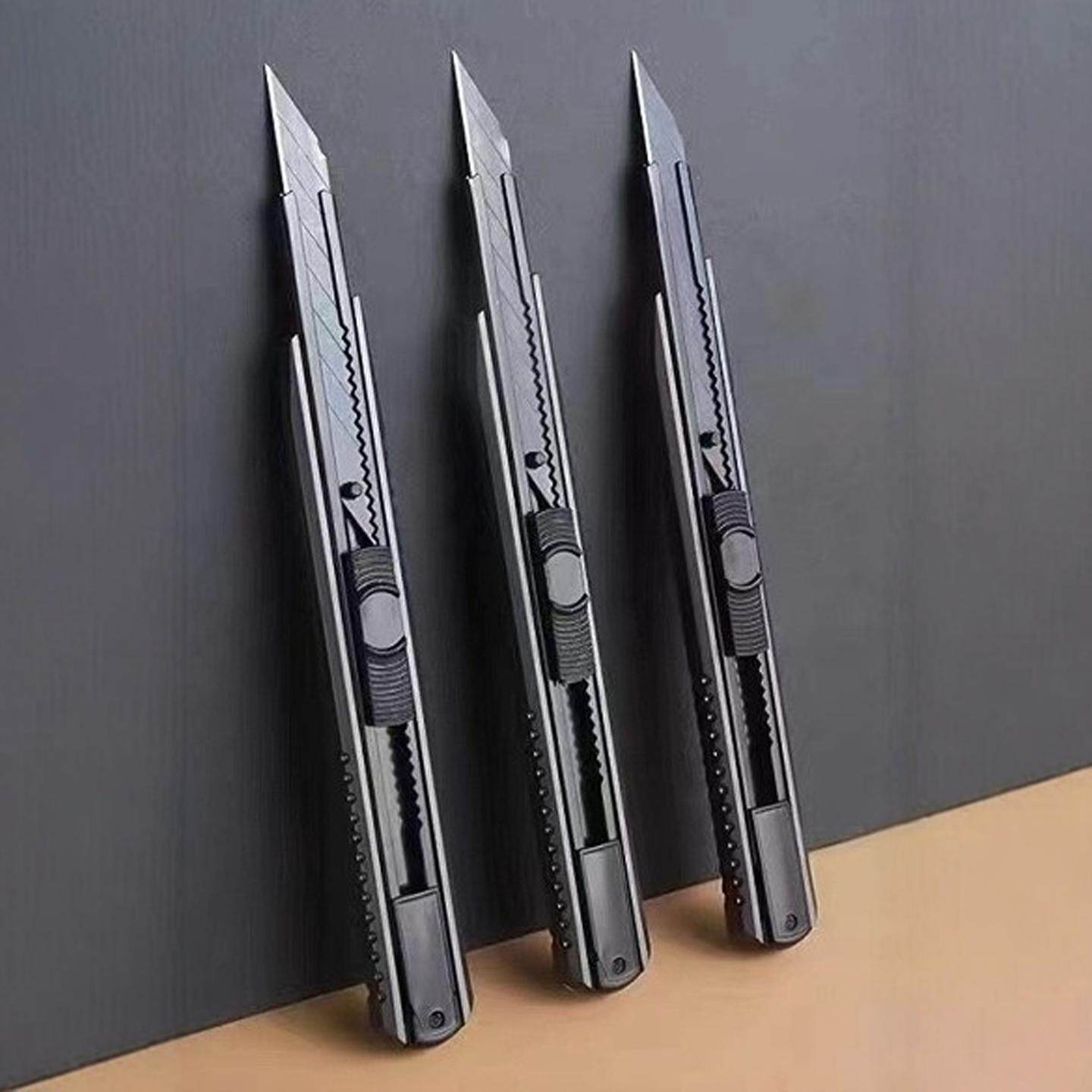 铁塑美工刀工业级刀架雕刻刀高颜值不锈钢拆快递美术生专用便携