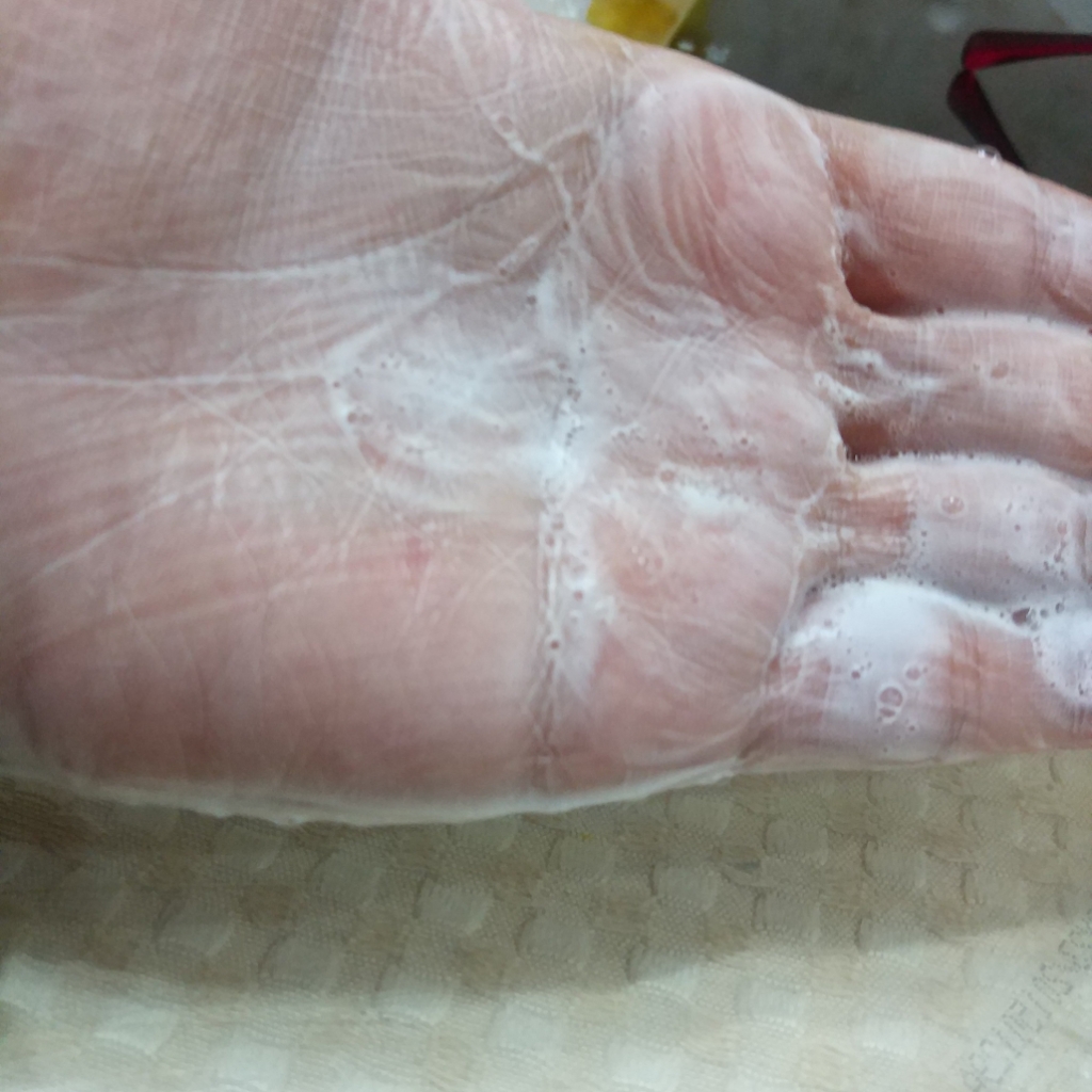 自然堂男士红泥抗痘洁面膏