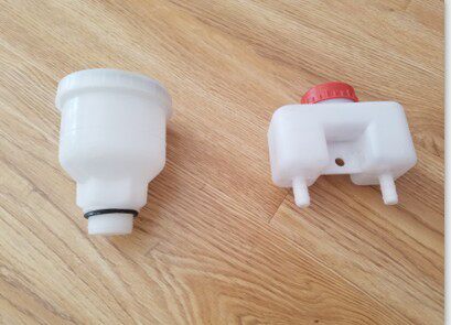 Shandong Leizhou Minyu small-sized loader pile high machine air booster pump brake pump brake oil oil cup oil pot