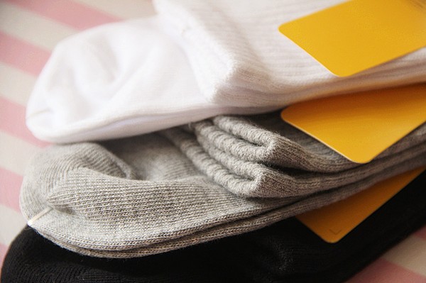 [6 đôi] Quạt thể thao thủy triều Chất liệu cotton màu dài ống dài vớ nam bơm hơi điều hòa gió đen trắng đơn giản tất cao cổ nike