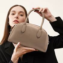 2024 new commuter retro niche bowling top layer cowhide Boston retro portable large capacity bag womens bag