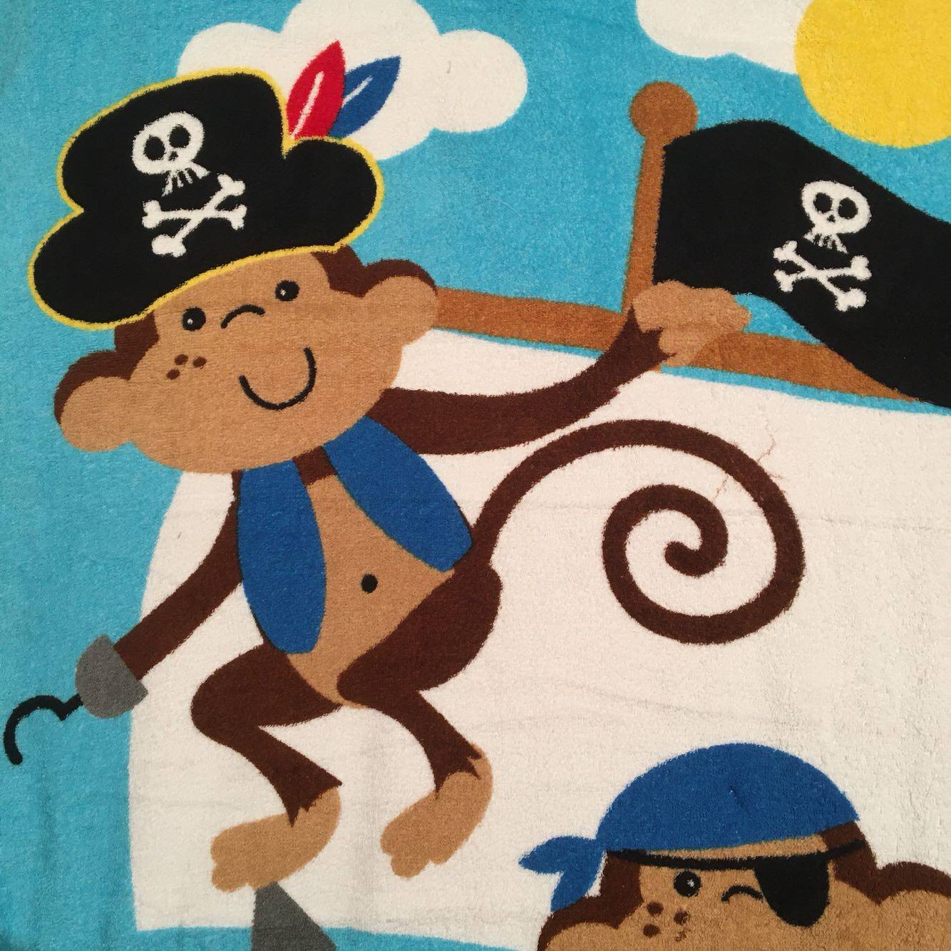 For everyone to collect orders, use foreign trade pure cotton bath towels, one thing, one shot 60*120 pirate monkeys with very small printing and ink