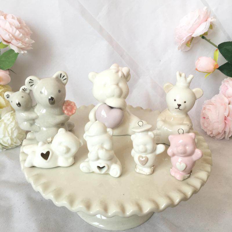 Simple Nordic American country home garden decoration craft gift decoration simulation scene ceramic decoration crown love bear