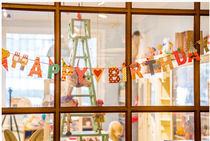  New Mr beard birthday party bunting triangle paper bunting party pull flower