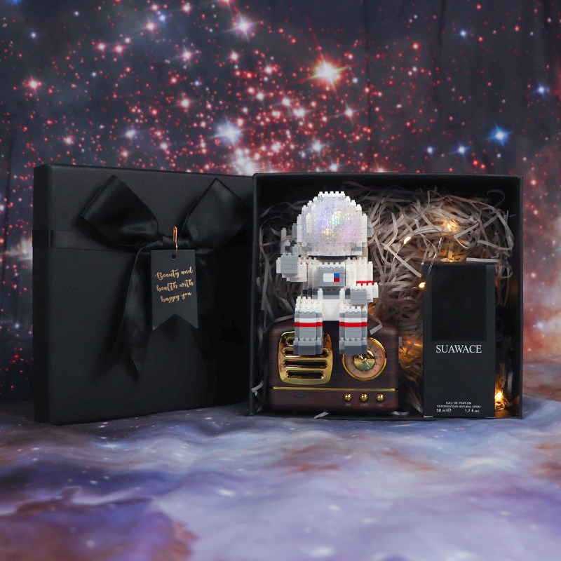 Tanabata 520 Valentine's Day birthday gifts for boys and friends, creative surprises, especially heart-warming, high-end and practical