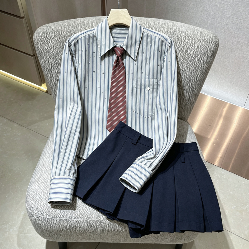 High-Sense College Style Suit 2026 Autumn New Tie Rhinestone Striped Shirt Skirt Pants Pleated Skirt Two-Piece Set High-Sense College Style Suit 2026 Autumn New Tie Rhinestone Striped Shirt Skirt Pants Pleated Skirt Two-Piece Set