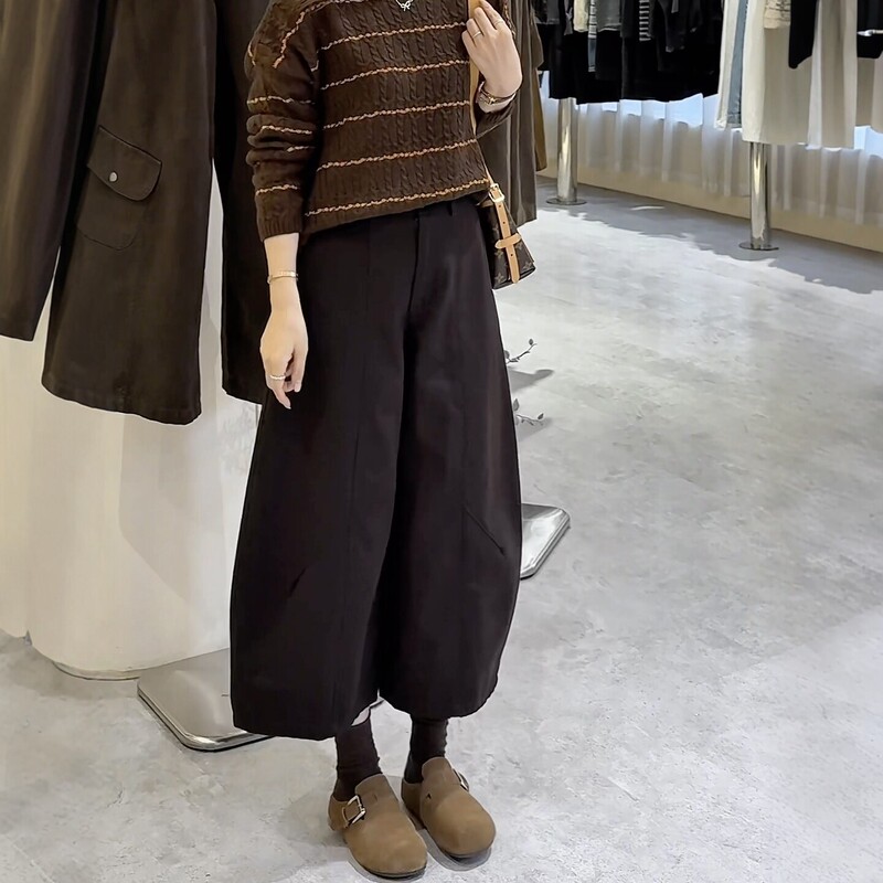 Relaxed High-End Minimalist Wide-Leg Pants for Women, Loose and Slimming, Hip-Covering Casual Pants, Coffee Color, Plus Size, Curved Knife Eight-Point Pants Relaxed High-End Minimalist Wide-Leg Pants for Women, Loose and Slimming, Hip-Covering Casual Pants, Coffee Color, Plus Size, Curved Knife Eight-Point Pants