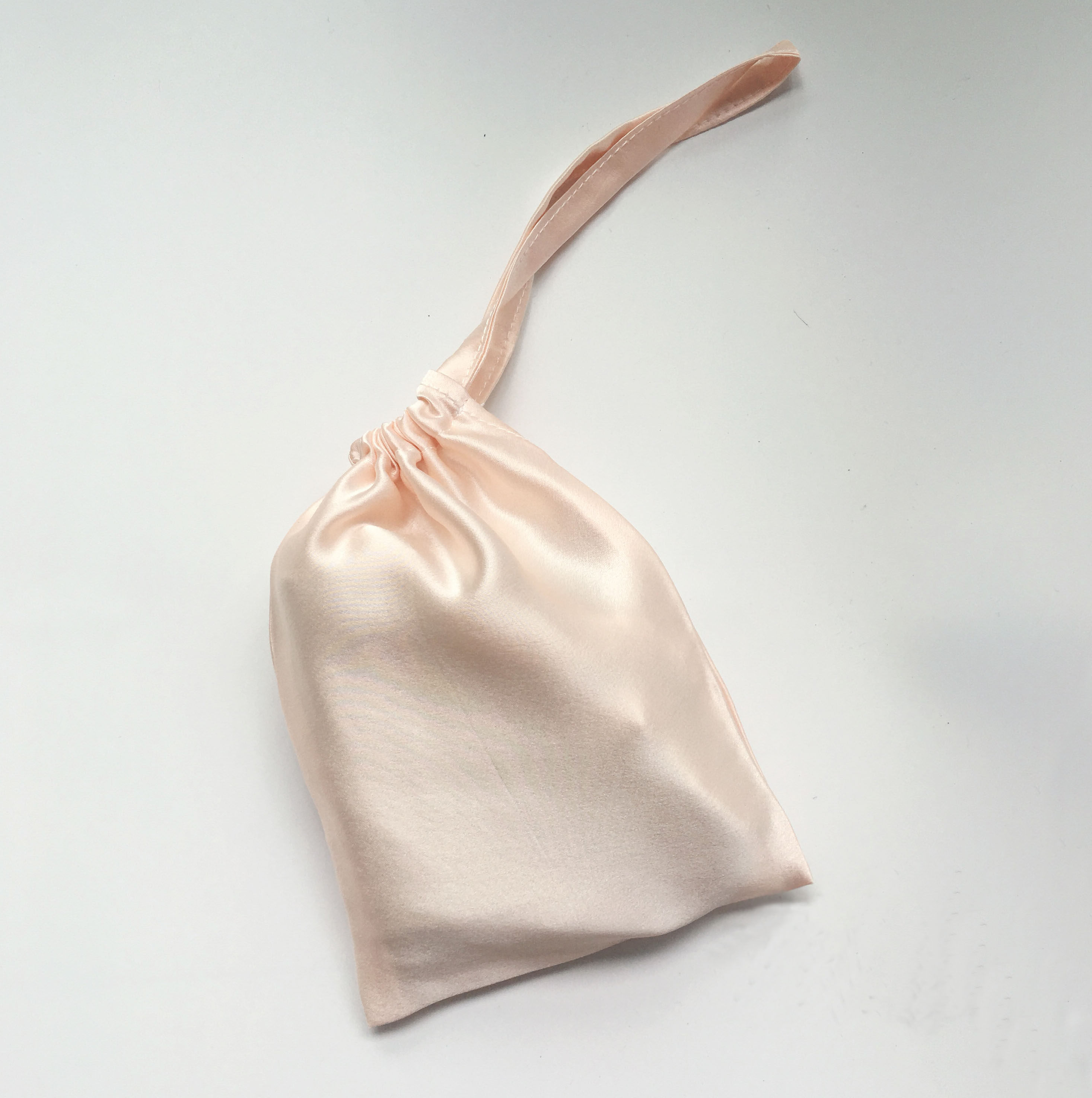 19 momme silk storage bag, pajamas, eye mask, travel and business trip, silk drawstring pocket bag, high-end handmade customization