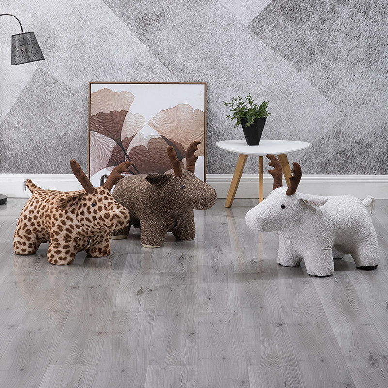 Creative animal chair stool cartoon animal test shoe foot stool fashion decoration decoration handmade elk wear shoe stool low stool