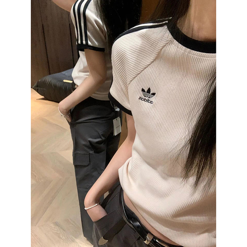 Adidas Adidas T-Shirt for Women, Summer Round Neck, Loose Casual Color-Blocking Top, Clover Slim-Fit Short-Sleeve for Women