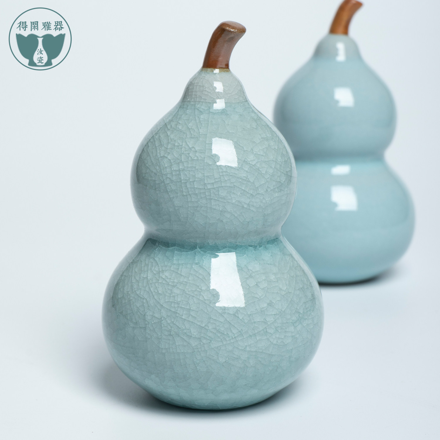 Dexianya celestial green egg green glazed small gourd Origin Ruzhou Ru Kiln official porcelain Chinese Zen tea pet small ornaments