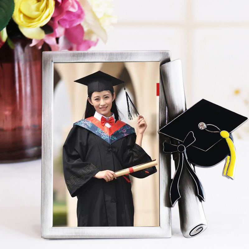 Lasody Doctoral Hat Photo Frame Back-To-School Graduation Gift for Kindergarten, Primary School, Middle School, High School, University Classmates and Teachers