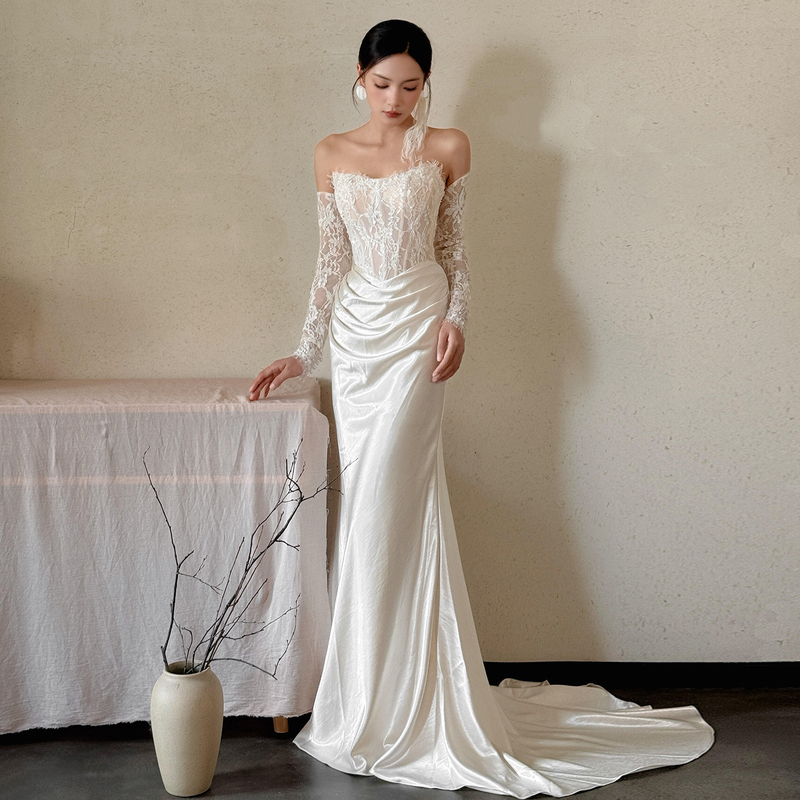 French Lace Strapless Light Wedding Dress, Bridal High-End Niche Mermaid Wedding Dress, Satin Engagement Dress French Lace Strapless Light Wedding Dress, Bridal High-End Niche Mermaid Wedding Dress, Satin Engagement Dress
