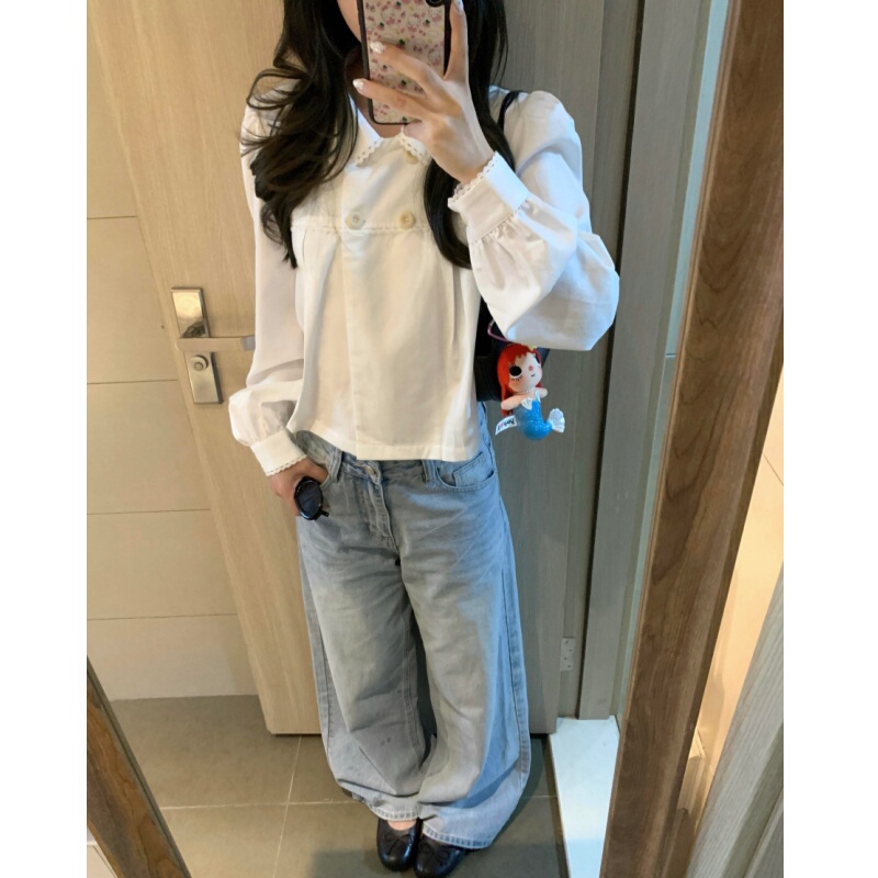 Placeorder Retro White Doll Collar Lace Long-Sleeved Shirt with Double-Row Shell Buttons and Slimming Design Top